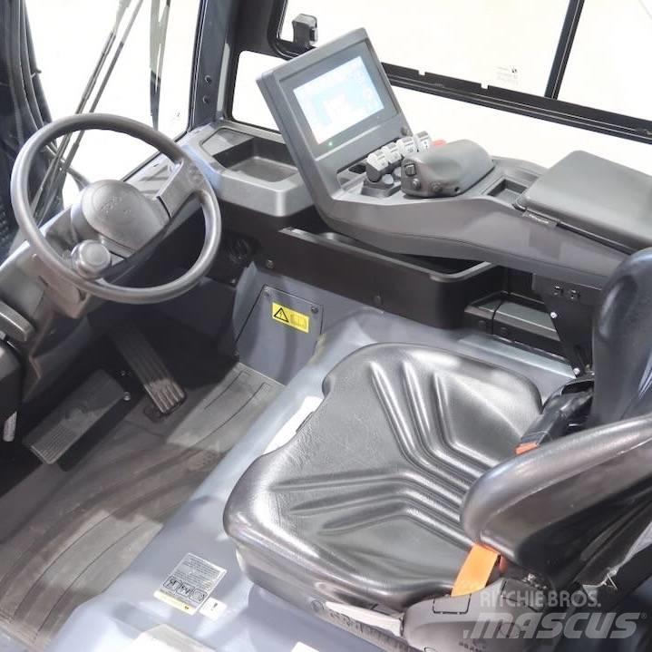 Toyota 9FBM25T 電動堆高機