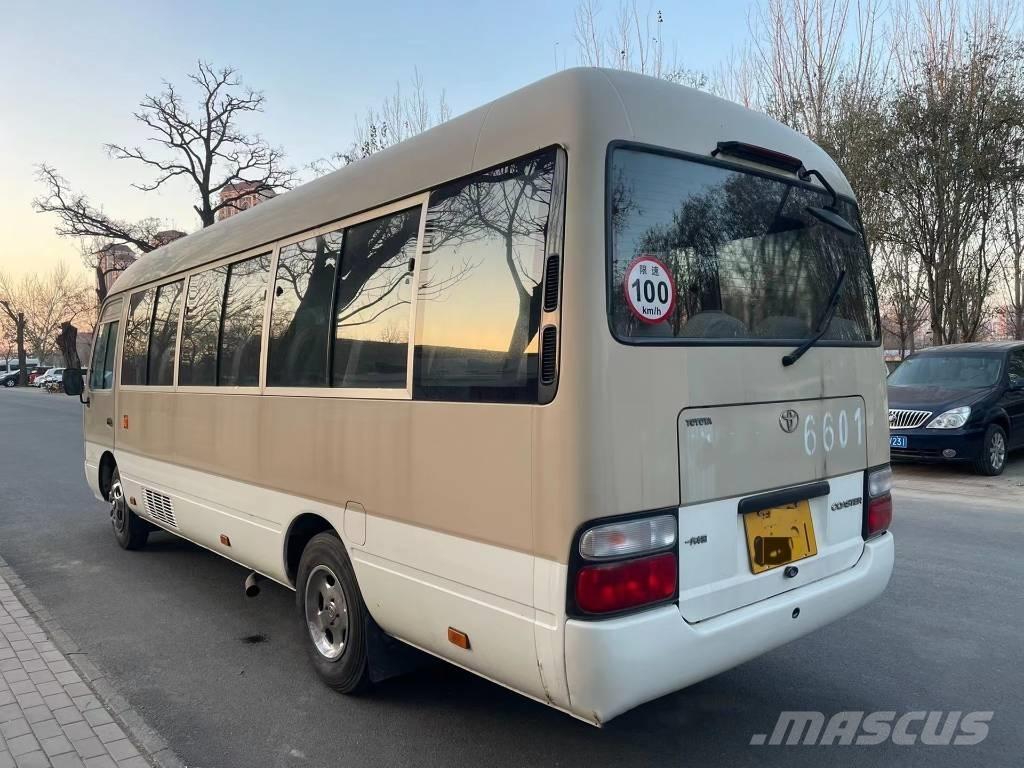 Toyota Coaster Bus 迷你巴士