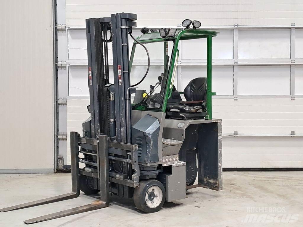 Combilift CBE2500 電動堆高機