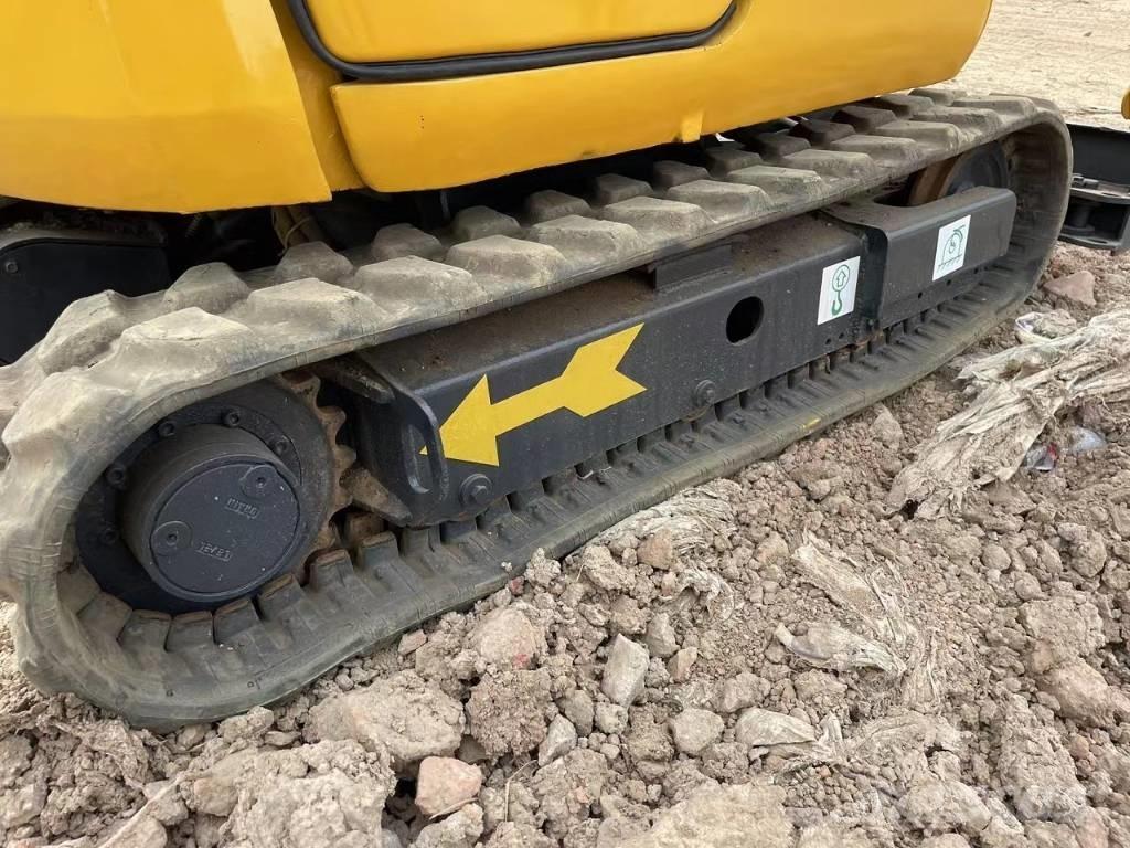 Komatsu PC18 小型挖土機/掘鑿機<7t(小型挖掘機)