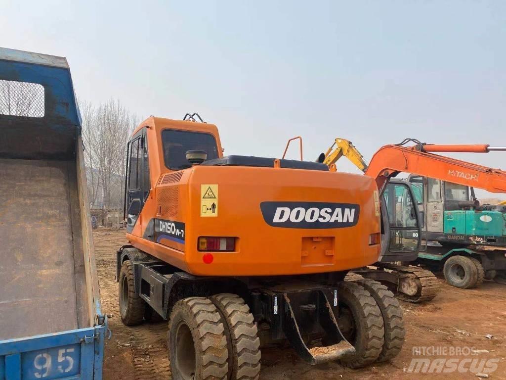 Doosan DH 150W 旋轉式挖土機/掘鑿機/挖掘機