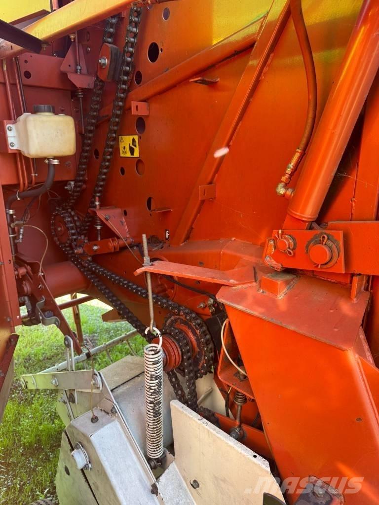 Fiatagri 5980 圓型牧草打包機