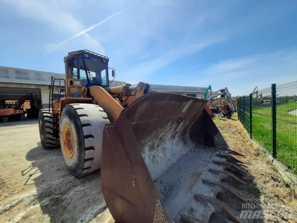 Komatsu WA500 輪胎式裝載機