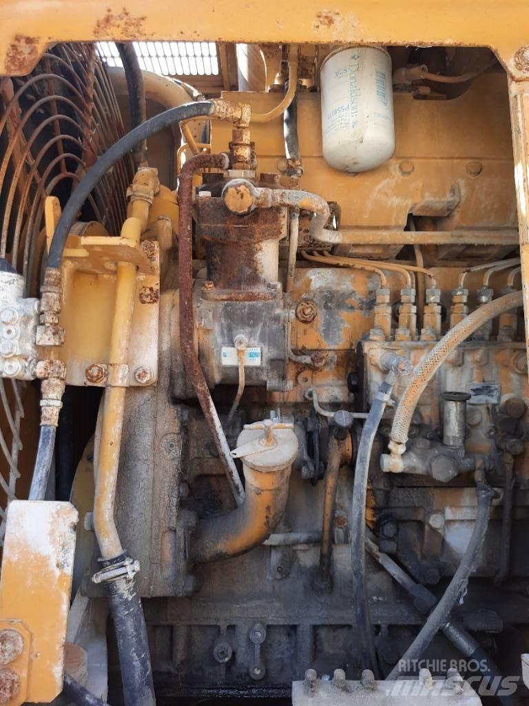 Komatsu WA500 輪胎式裝載機