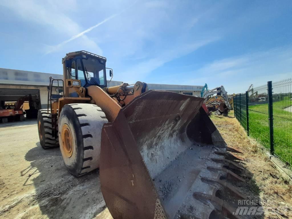 Komatsu WA500 輪胎式裝載機