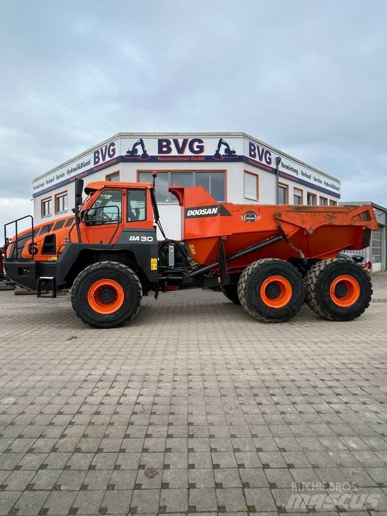 Doosan DA30 鉸接式起吊車