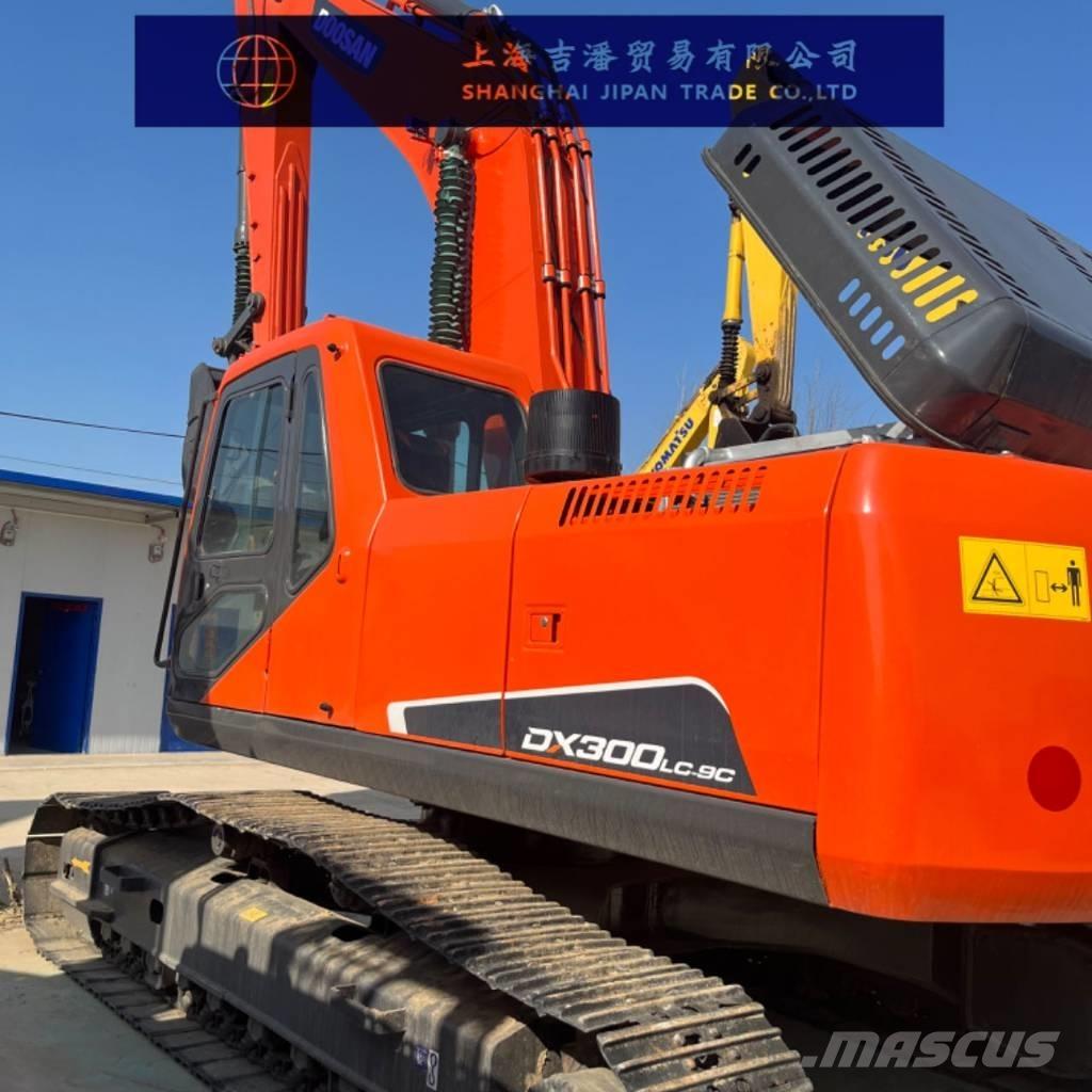 Doosan DX 300 履帶式 挖土機/掘鑿機/挖掘機
