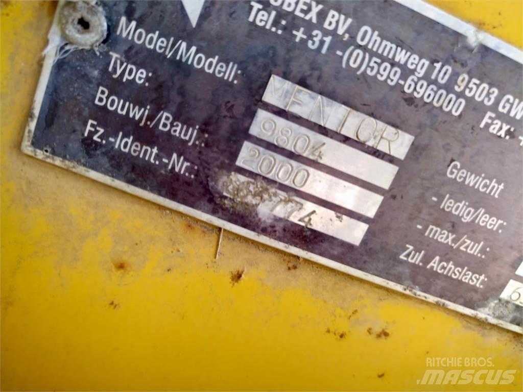 Dubex Mentor 9804 牽引式噴霧機