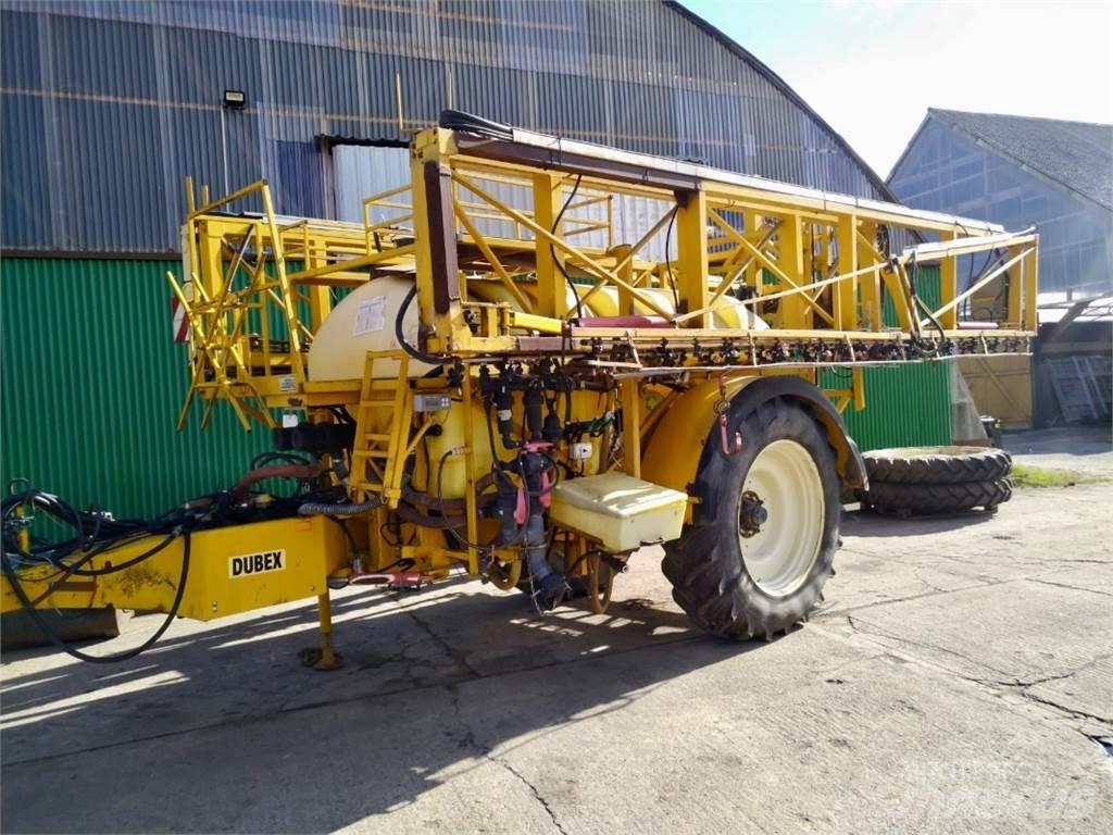 Dubex Mentor 9804 牽引式噴霧機