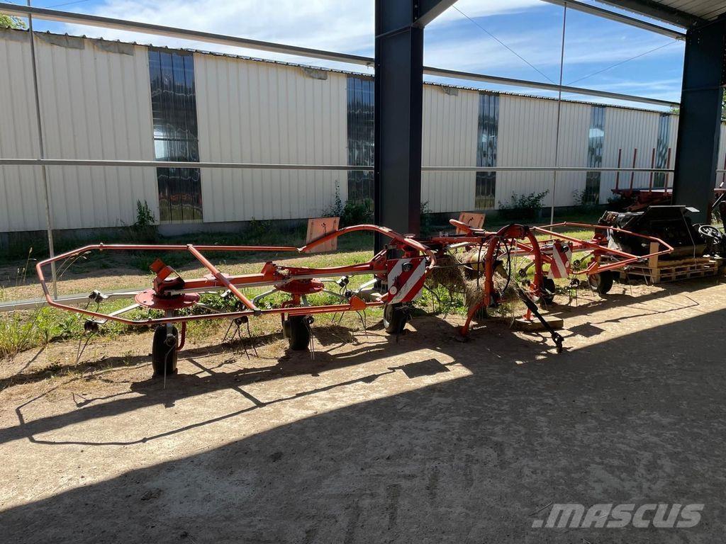 Fella TH 800 耙與翻草機