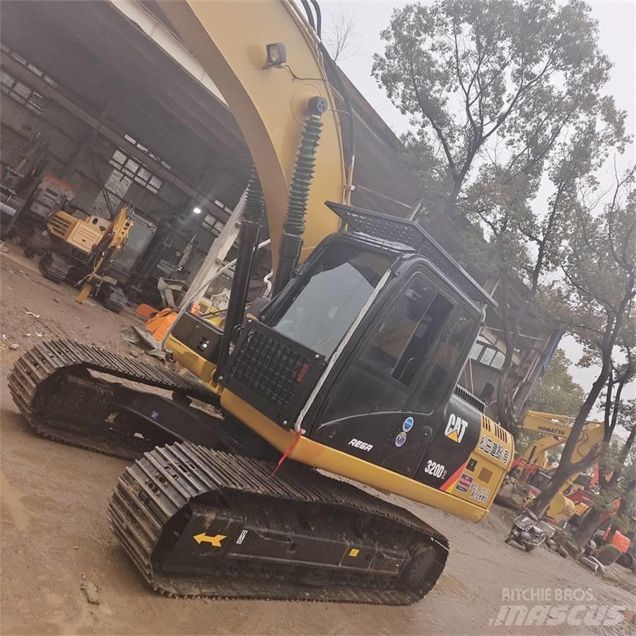 CAT 320 D L 履帶式 挖土機/掘鑿機/挖掘機