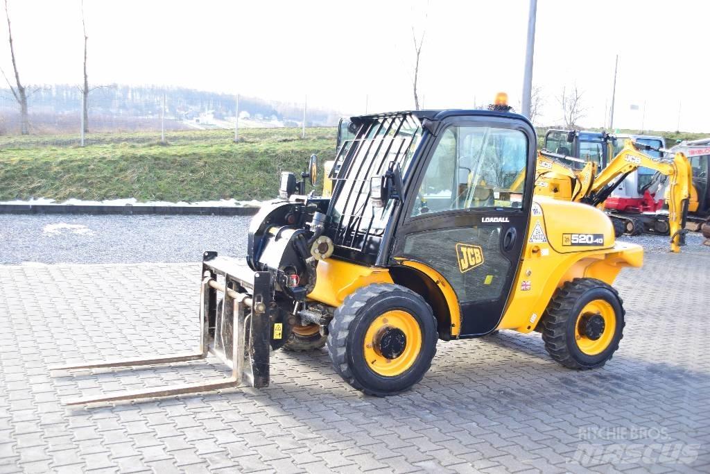 JCB 520-40 Loadall 伸縮臂操作車