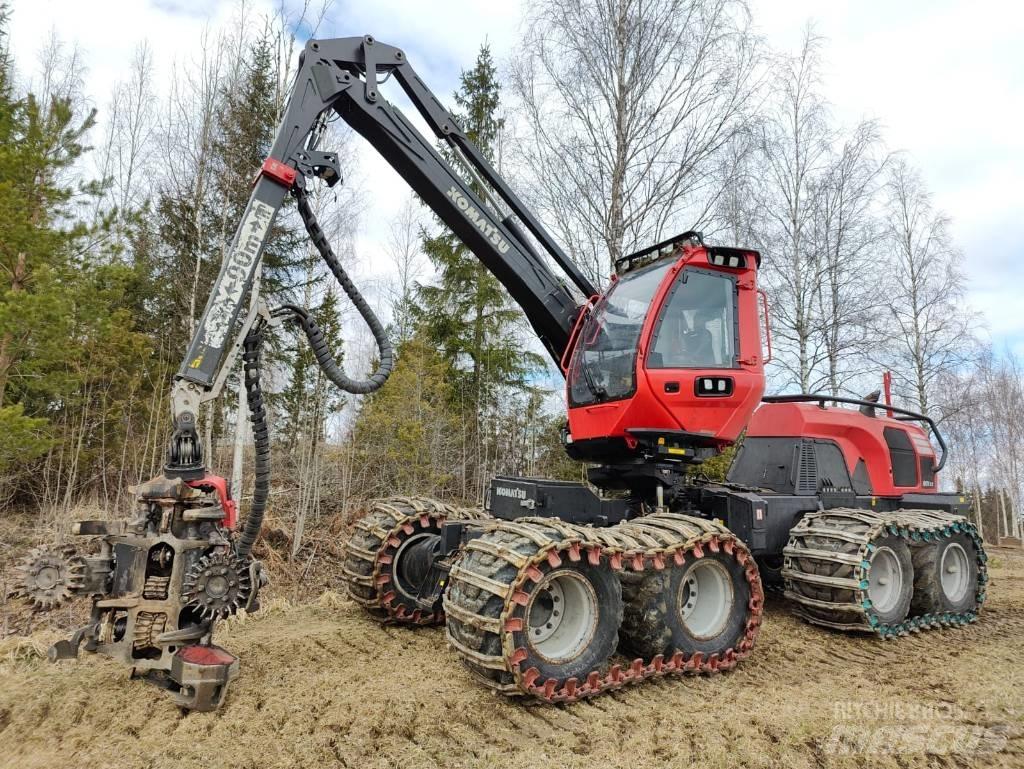 Komatsu 901 XC 收穫機