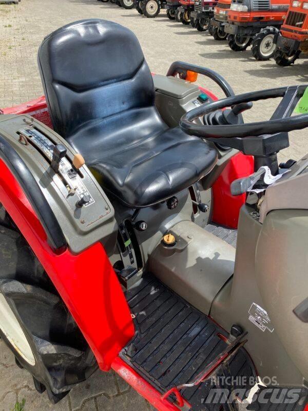 Yanmar F-180D 小型曳引機