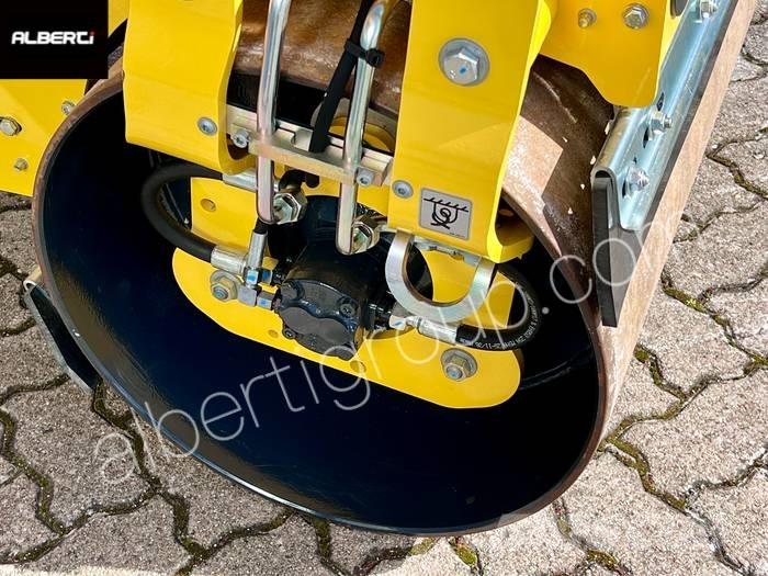 Bomag BW 100 AD M-5 雙輪滾壓機