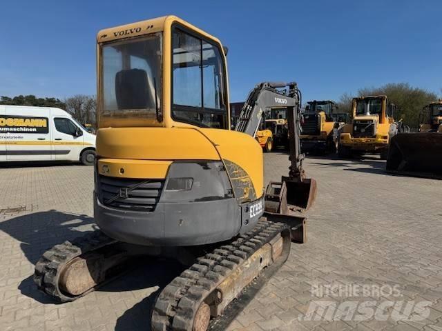 Volvo ECR 38 小型挖土機/掘鑿機<7t(小型挖掘機)