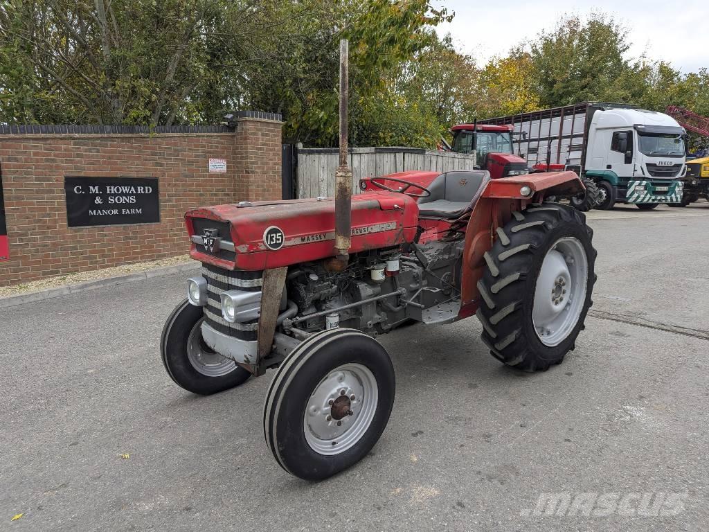 Massey Ferguson 135 曳引機