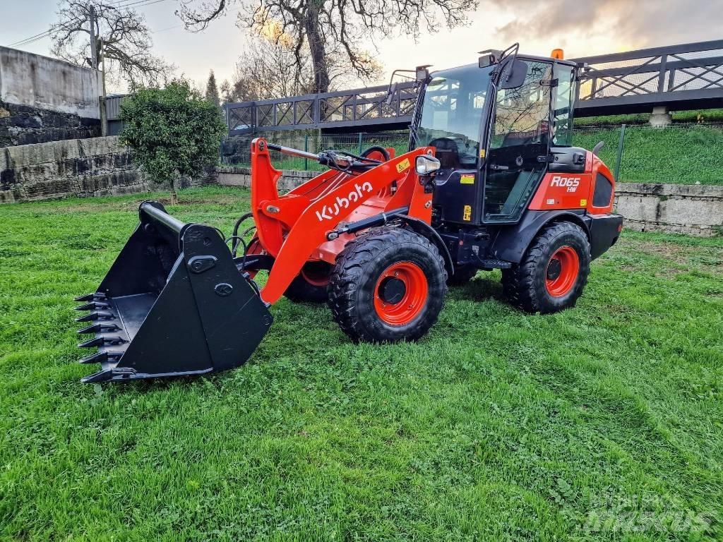 Kubota R 065 輪胎式裝載機