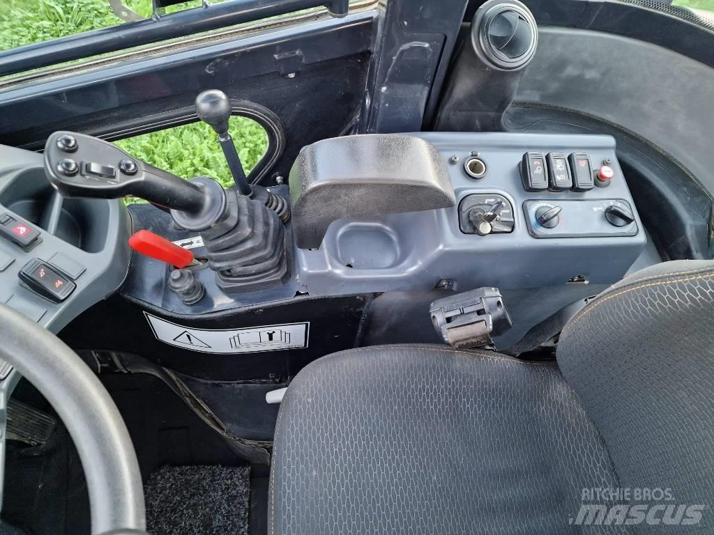 Kubota R 065 輪胎式裝載機