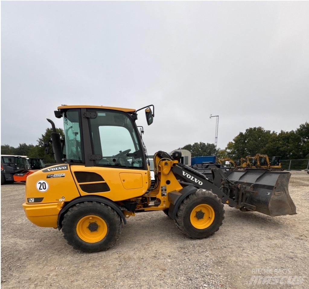 Volvo L25F 輪胎式裝載機
