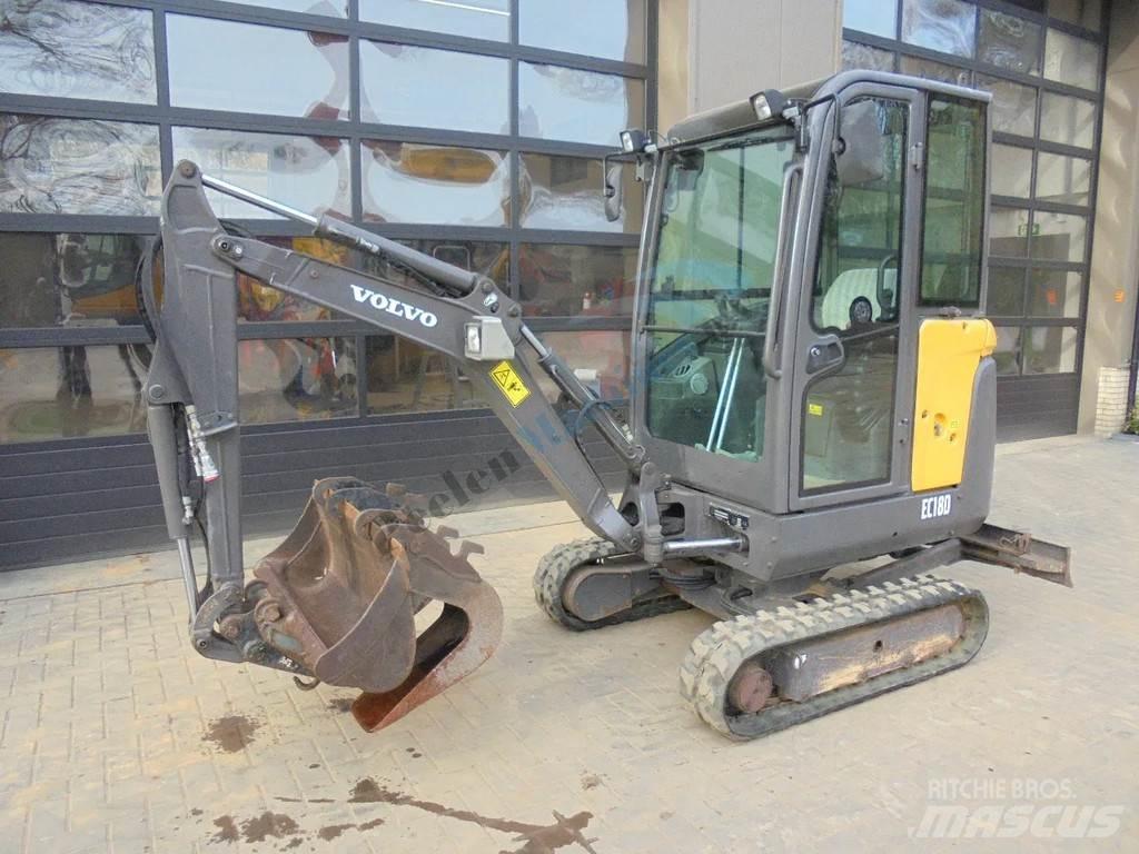 Volvo EC 18 D 小型挖土機/掘鑿機<7t(小型挖掘機)