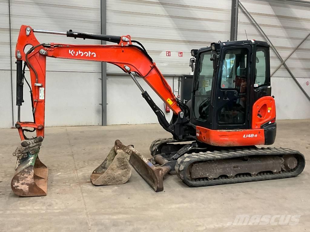 Kubota U 48-4 小型挖土機/掘鑿機<7t(小型挖掘機)
