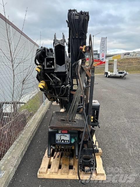 Hiab 122 B-3 CL 裝載起重機
