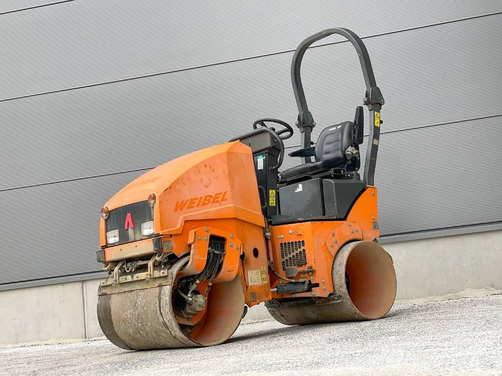 Ammann ARX 16 K 雙輪滾壓機