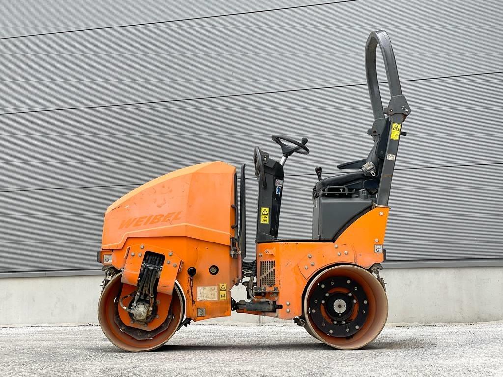 Ammann ARX 16 K 雙輪滾壓機