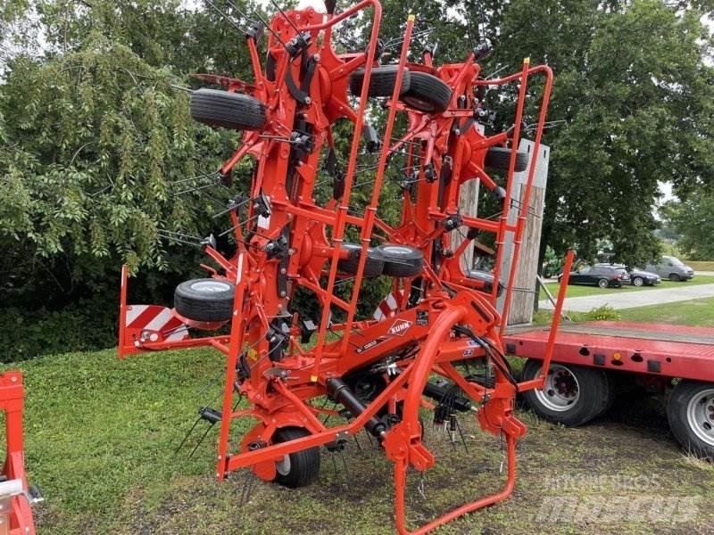 Kuhn GF10803 耙與翻草機