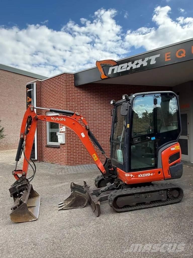 Kubota KX019-4 小型挖土機/掘鑿機<7t(小型挖掘機)