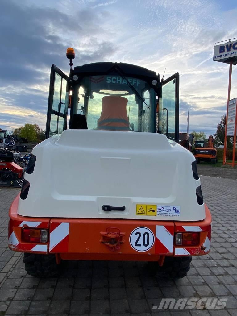 Yanmar V 100 輪胎式裝載機