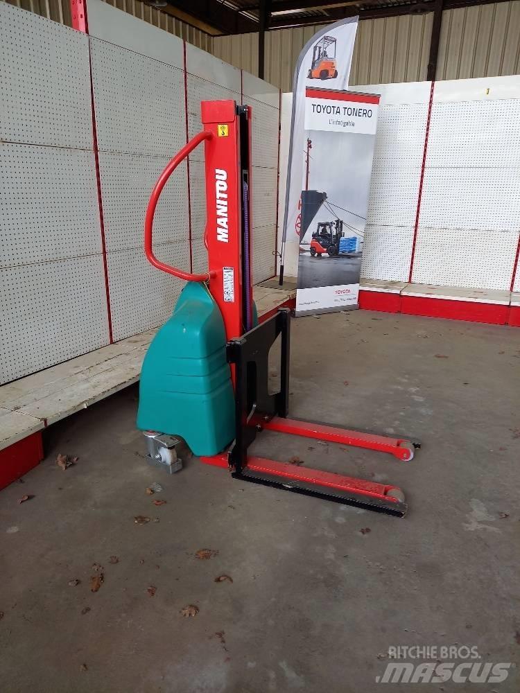 Manitou EB500 行走控制式堆積機