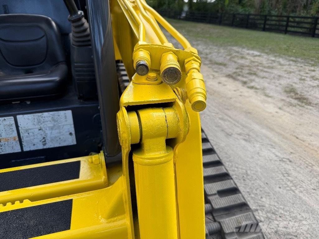 Komatsu CK 35-1 滑移轉向裝載機