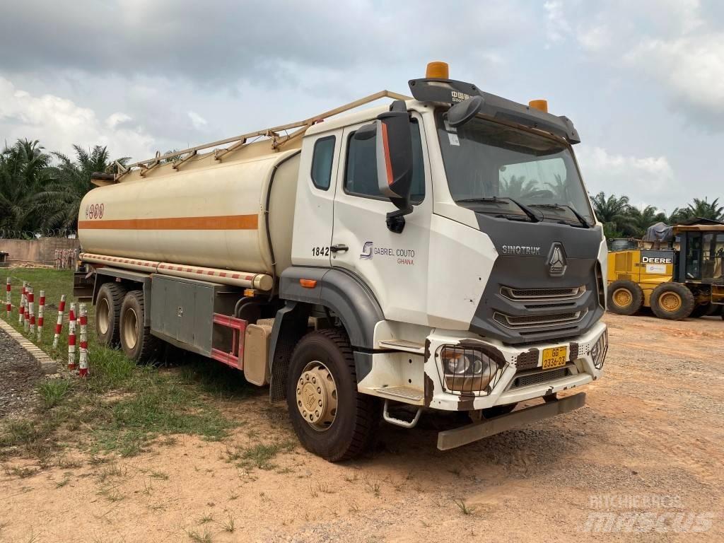  SINOTRUCK E7G340 運油車