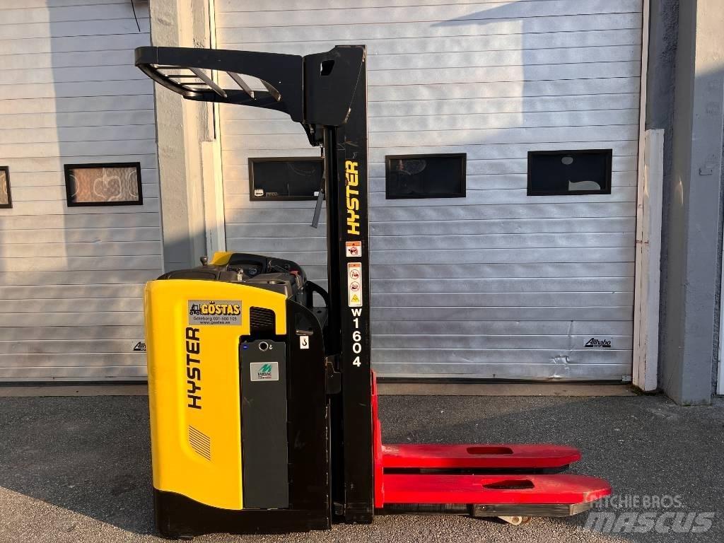 Hyster RS1.6 自走式堆積機