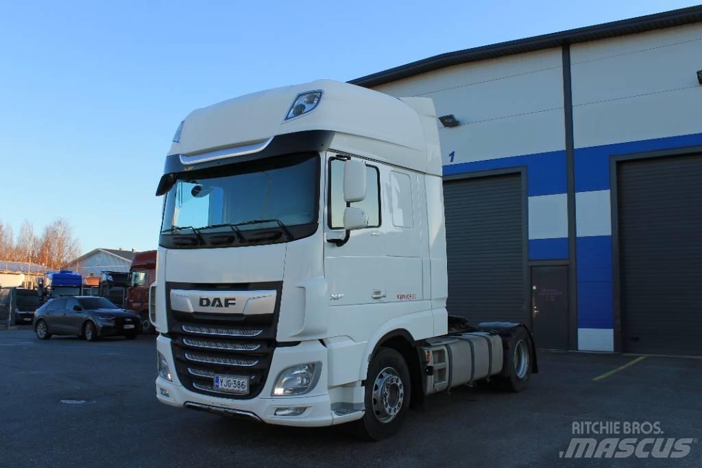DAF XF 450 FT 曳引機組件