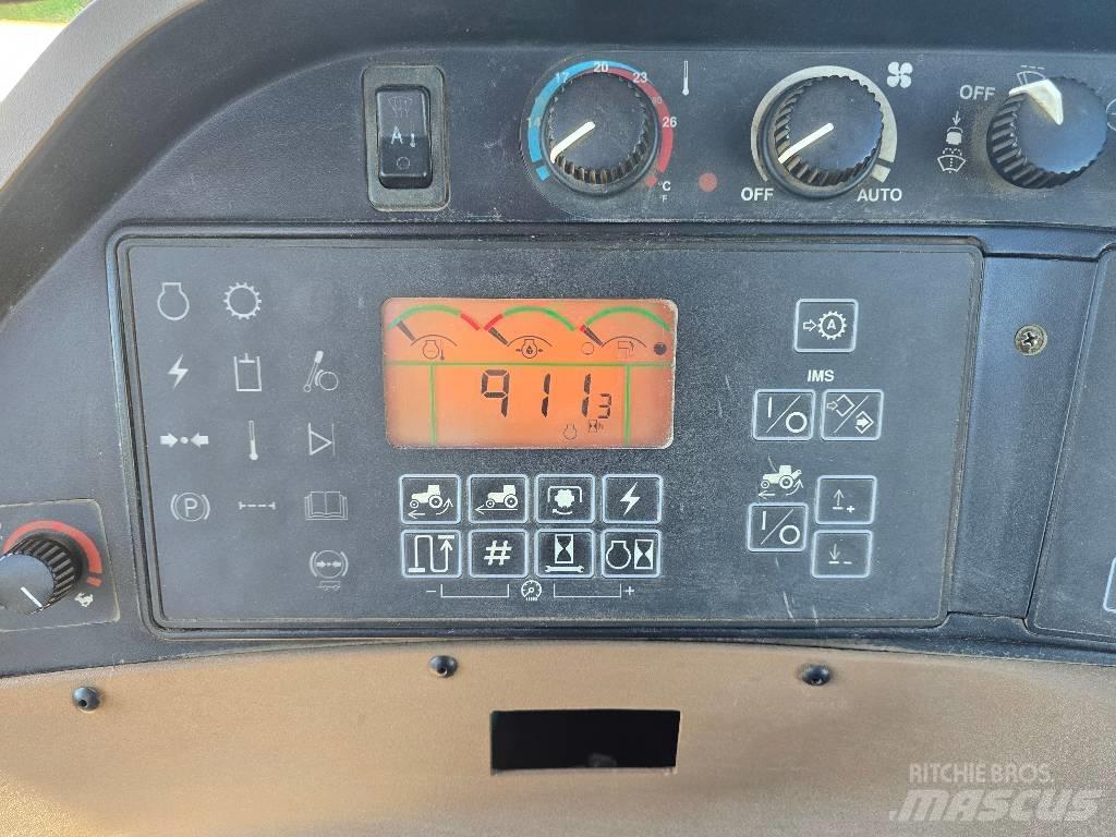 John Deere 8320 曳引機