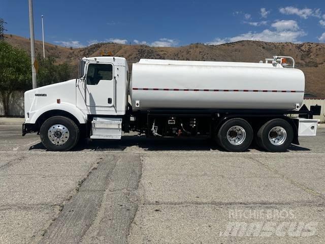 Kenworth T 800 運油車