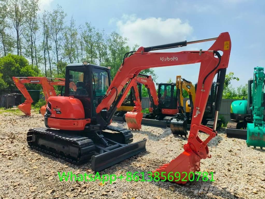 Kubota U 40 小型挖土機/掘鑿機<7t(小型挖掘機)