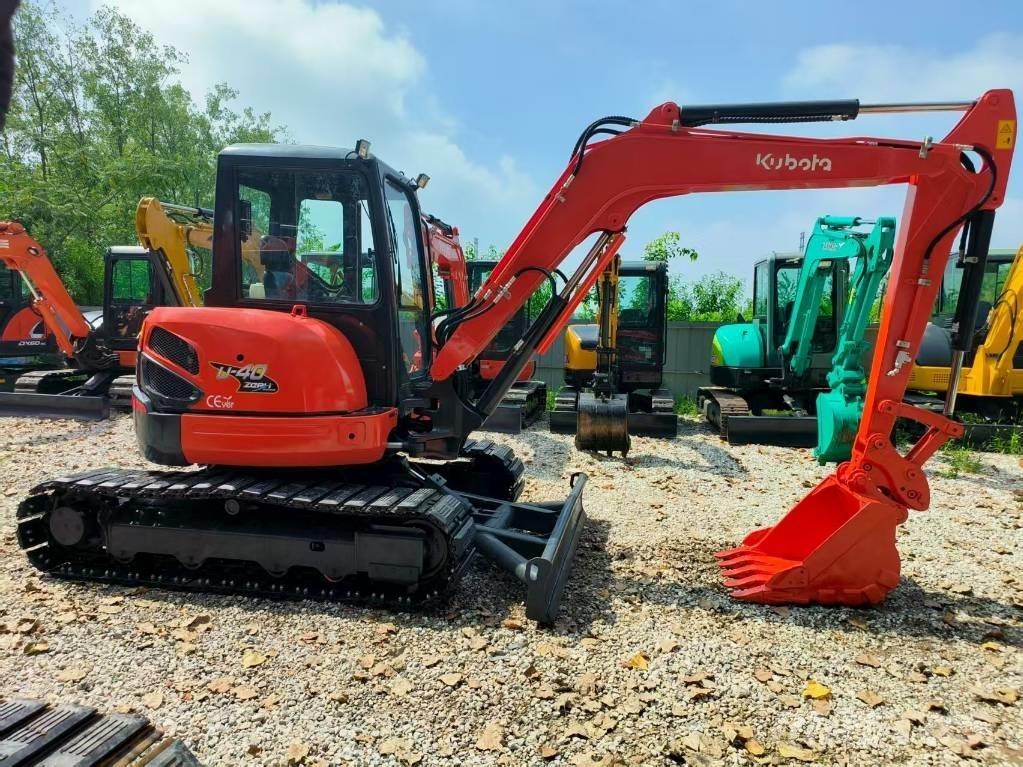 Kubota U 40 小型挖土機/掘鑿機<7t(小型挖掘機)