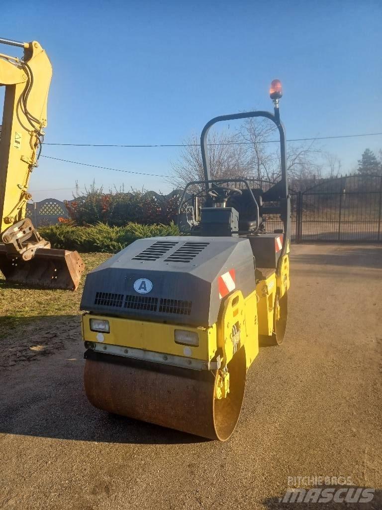 Bomag BW 100 AD-3 雙輪滾壓機