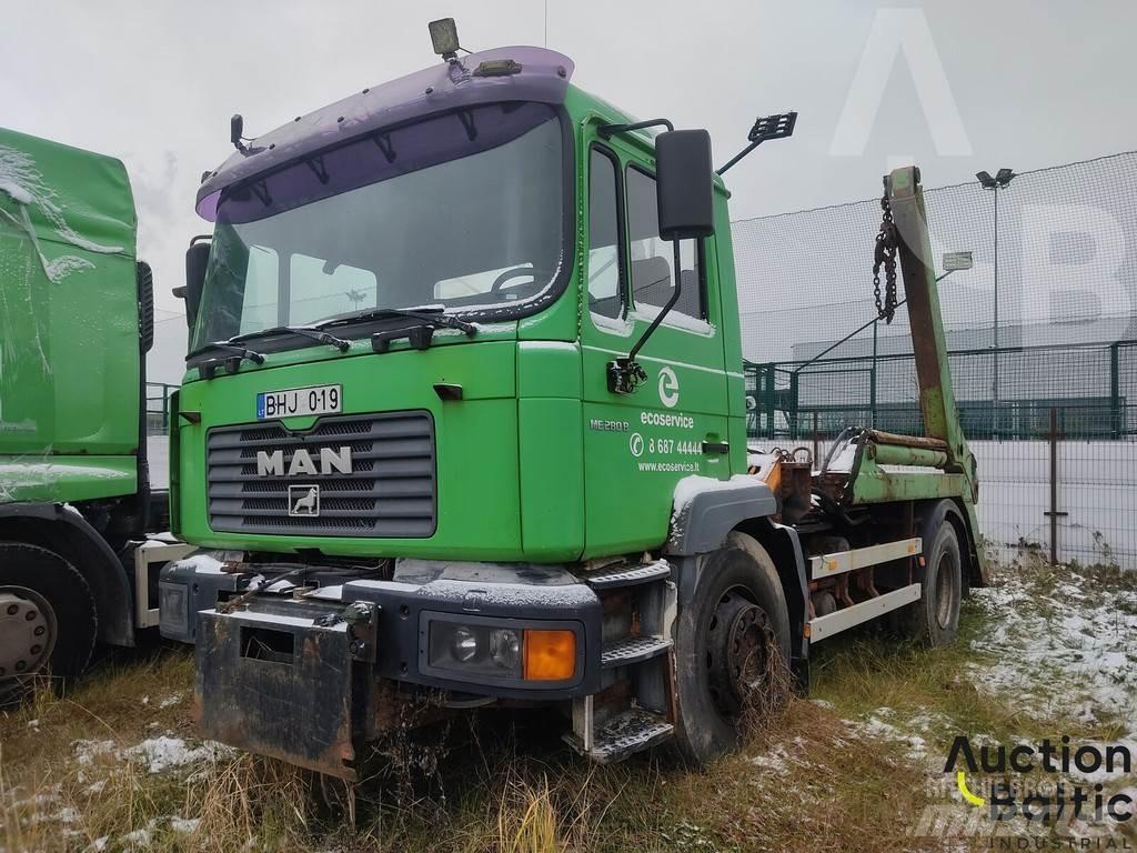 MAN 18.284 裝載運輸卡車