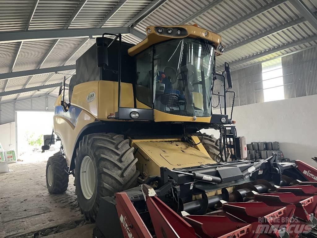 New Holland CX 6090 聯合收穫機