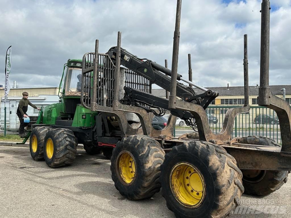 John Deere 1010E 集運機
