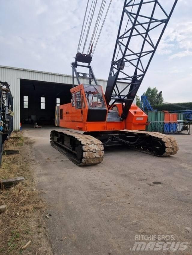 Hitachi KH 180-3 履帶式起重機