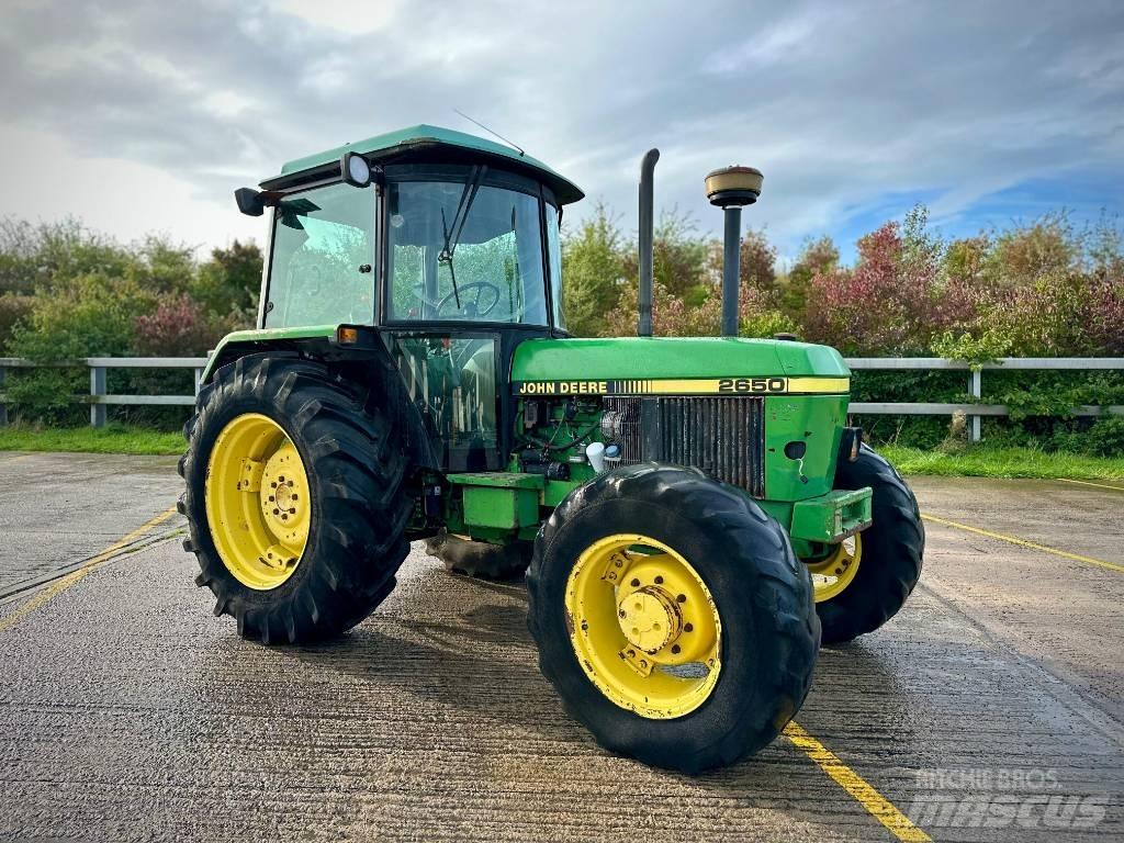 John Deere 2650 曳引機