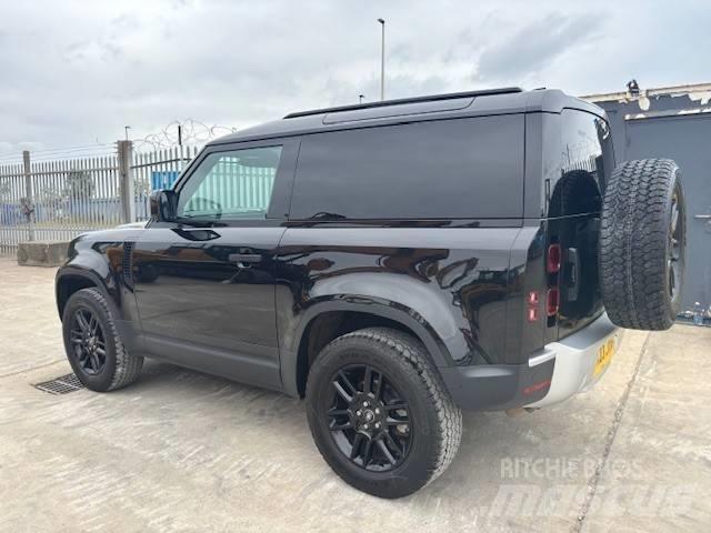 Land Rover Defender 廂式貨物運輸車