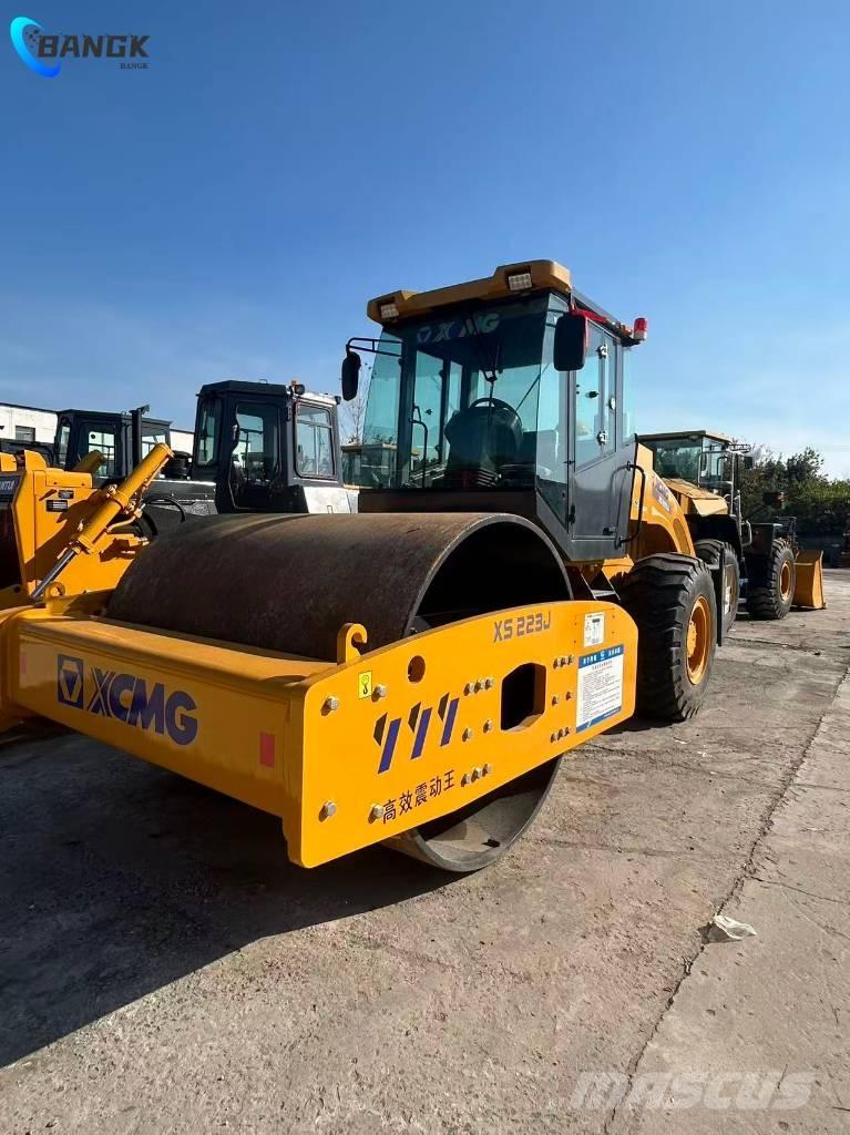 XCMG XS 223 J 單輪滾壓機