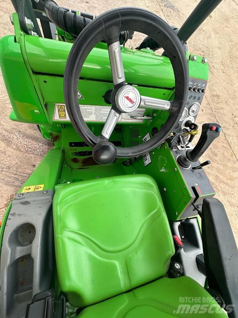 Avant 423 多功能裝載機